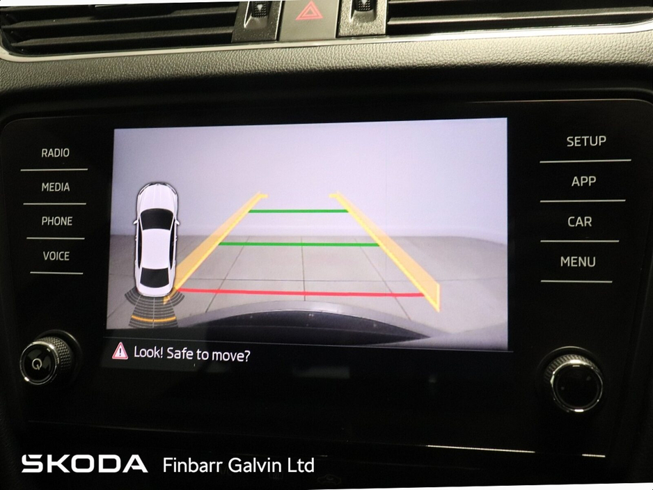 2018 Skoda Octavia - image 16