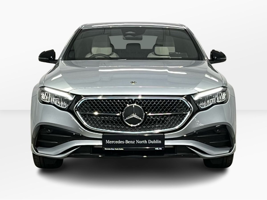 2026 Mercedes-Benz E Class 300e AMG - 19 Inch Alloys - Reversing Camera - Ambient Lighting - Sat Nav - Climate Control - Electric Heated Memory Seats - Keyless Start - Apple CarPlay/Android Auto €87,836