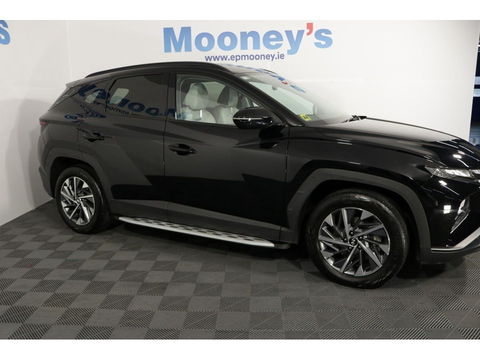 2024 Hyundai Tucson - image 3