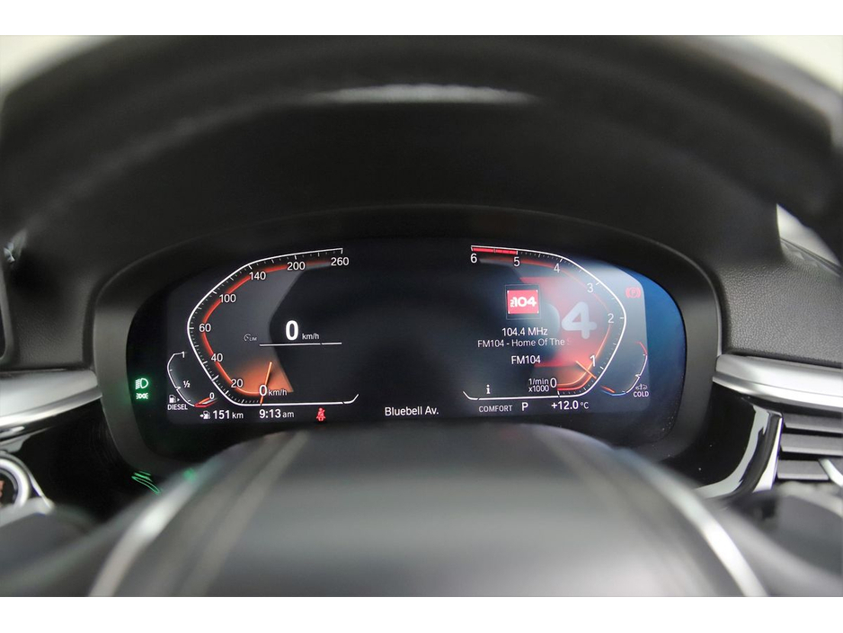 2021 BMW 5 Series - image 17