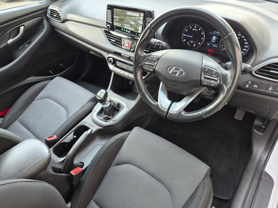2019 Hyundai i30 - image 10