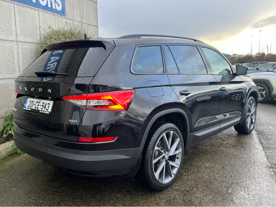 2020 Skoda Kodiaq 7 SEATER 4x4 STYLE AUTOMATIC 2.0 DIESEL //MASSIVE SPEC//CANTON SOUND SYSTEM//PANORAMIC GLASS ROOF//FULL LEATHER HEATED FRONT AND REAR SEATS// €36,950