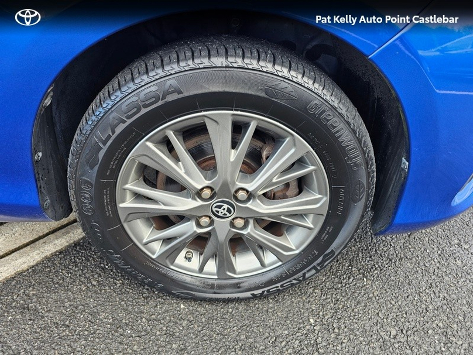 2019 Toyota Yaris - image 17