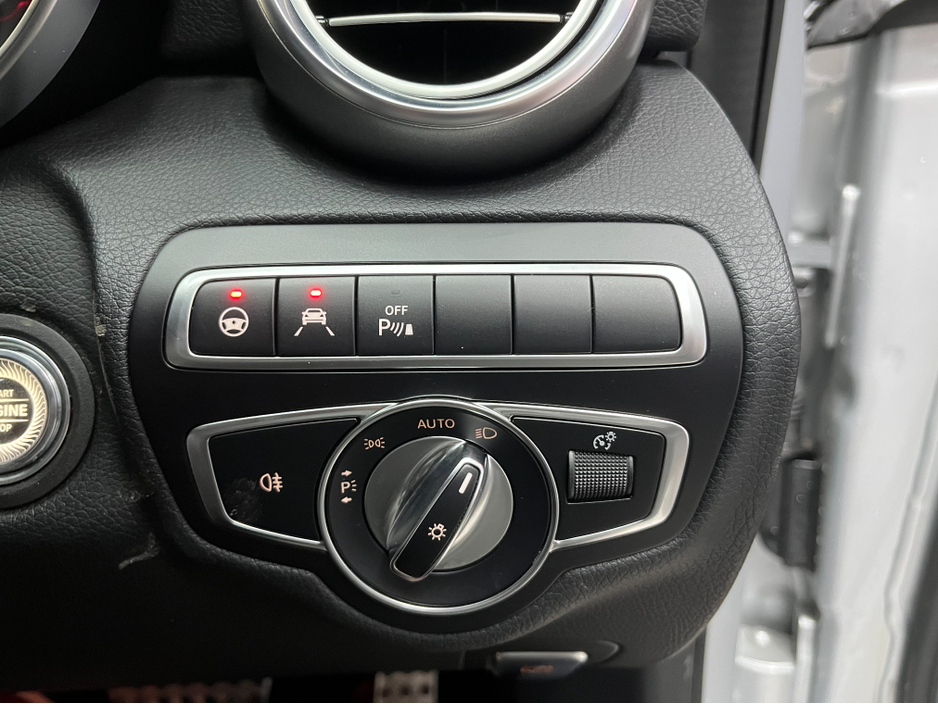 2019 Mercedes-Benz C Class €27950 2019 MERCEDES-BENZ C220D AVANTGARDE AMG LINE 2.0 AUTOMATIC / CRUISE CONTROL / REVERSE CAMERA / ELECTRIC MEMORY & HEATED SEATS / AMBIENT LIGHTS / PADDLE SHIFTERS €27,950