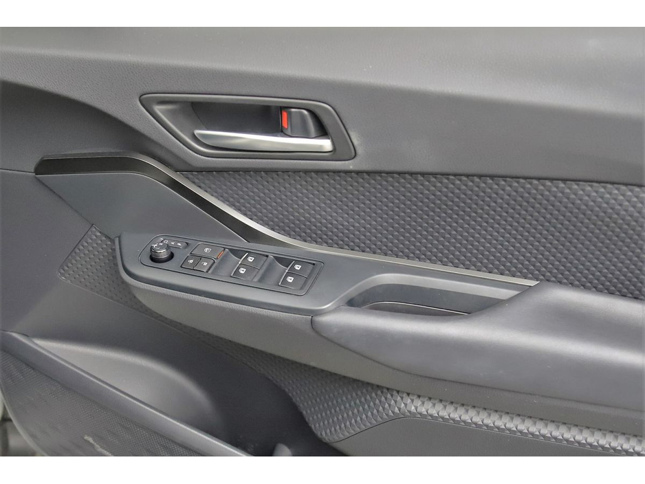 2017 Toyota C-HR 1.8 HYBRID *REVERSE CAM*ANDROID AUTO* €18,490