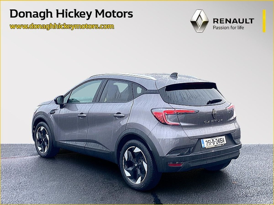 2025 Renault Captur TCe 90 Techno €29,900
