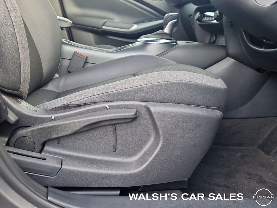 2025 Nissan Juke 1.6 HYB SV Premium MY24 1 €33,950