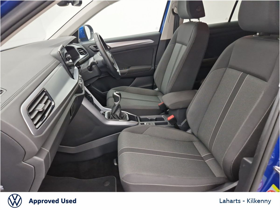 2022 Volkswagen T-Roc LIFE 2.0TDI 116HP €27,450