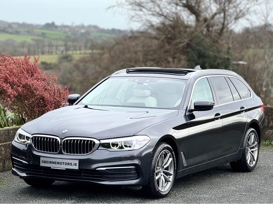 2019 BMW 5 Series 520D TOURING * PANROOF * 3D CAMERA PACK * €24,950