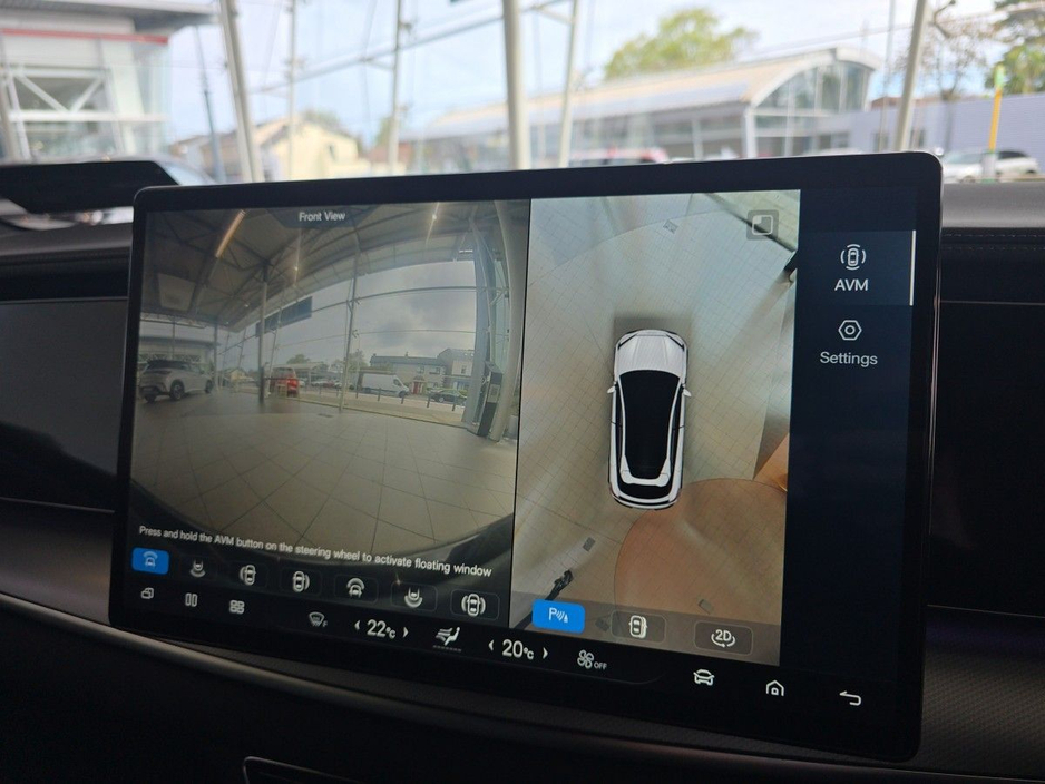 2025 BYD Sealion 7 - image 18