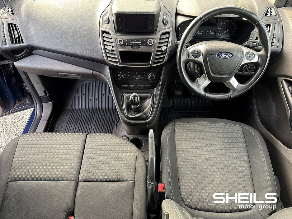 2021 Ford Transit Connect - image 3