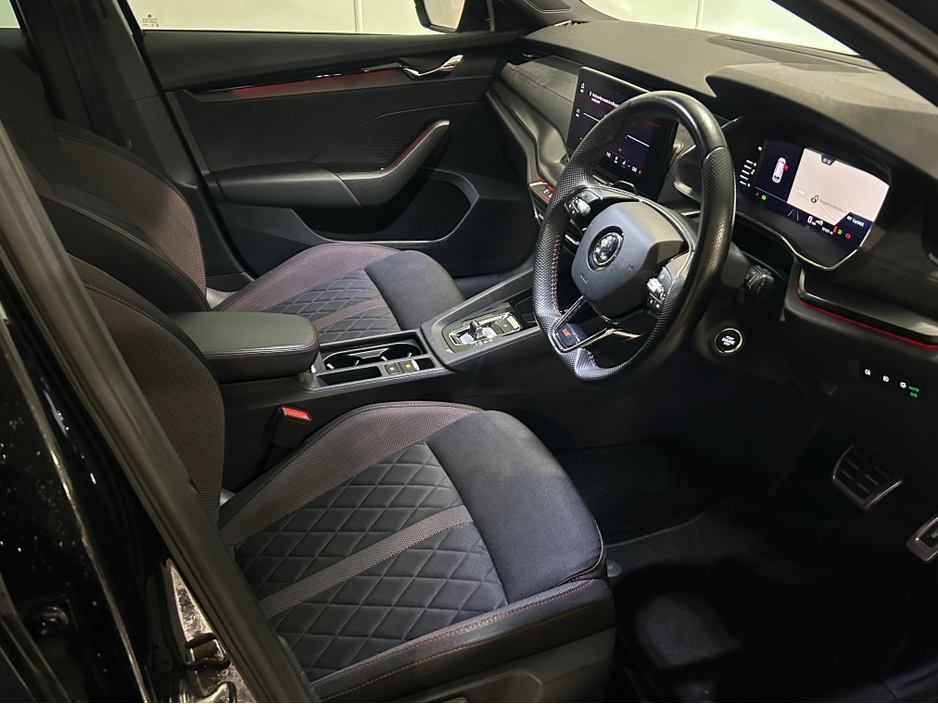 2023 Skoda Octavia - image 22