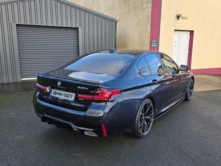 2021 BMW 5 Series 530e M Sport €31,995