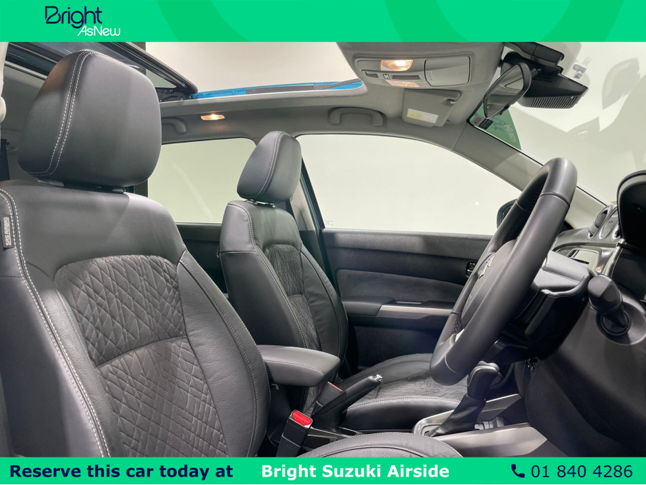 2023 Suzuki Vitara - image 17