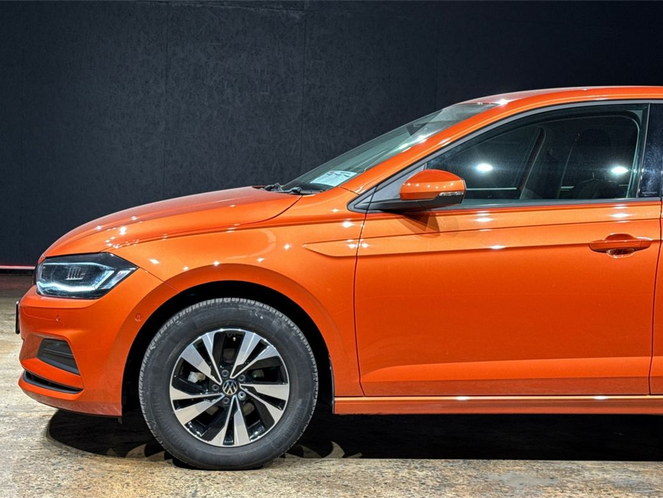 2022 Volkswagen Polo - image 10