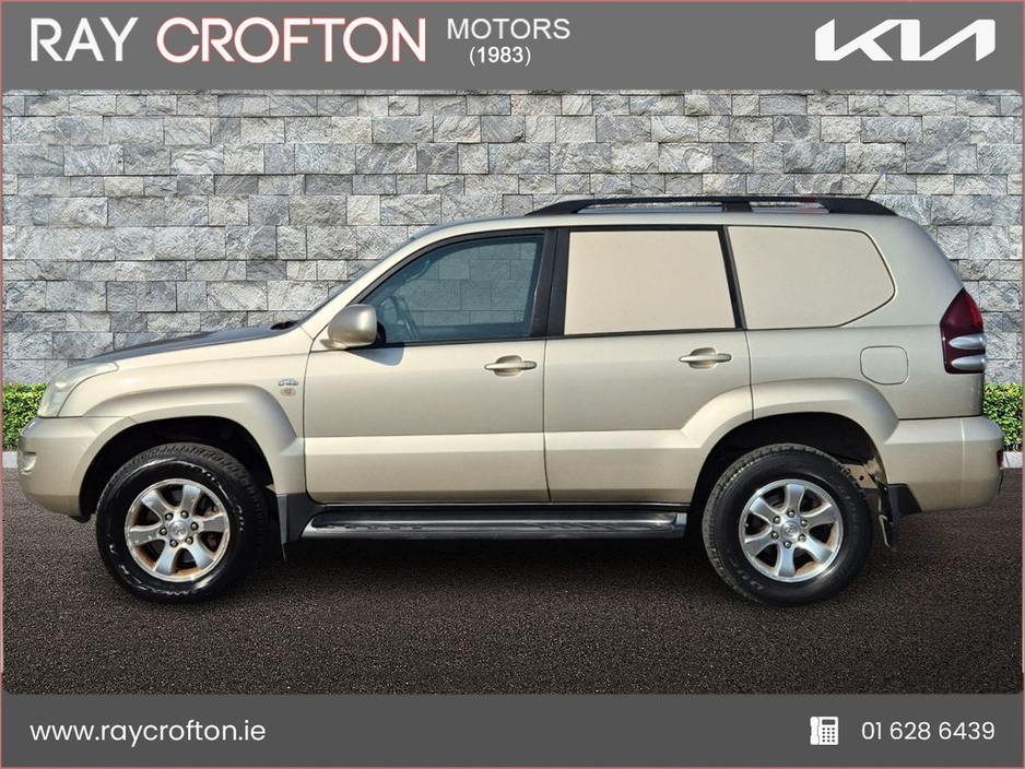 2006 Toyota Landcruiser - image 5