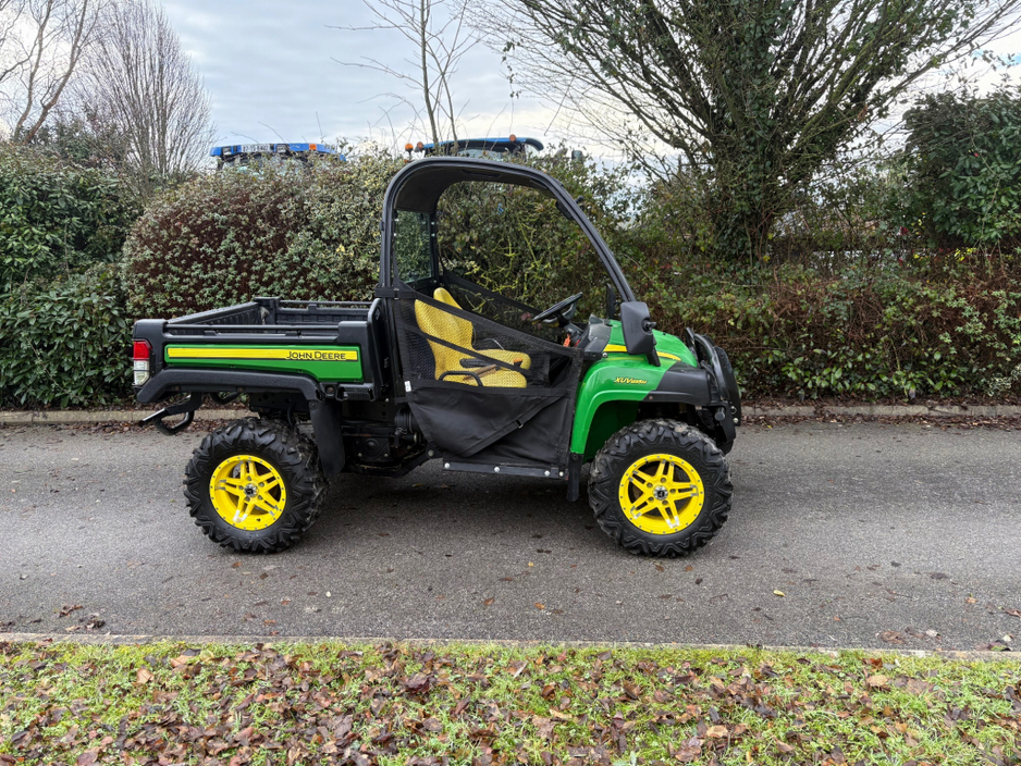 2020 John Deere XUV 2020 John Deere 855m Gator €16,000