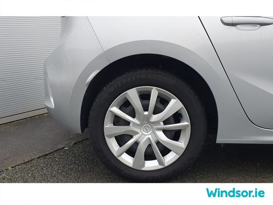 2024 Opel Corsa SC 1.2i (75PS) S/S 5 Speed €20,995