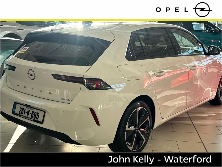 2026 Opel Astra 1.2 ELEHANCE 130 BHP €36,700