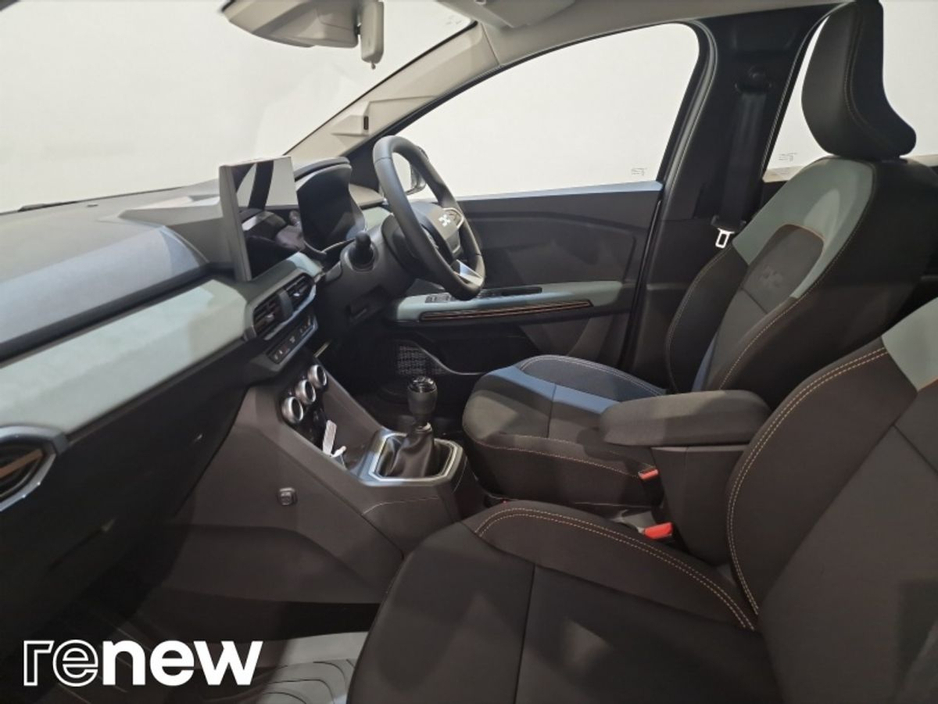 2026 Dacia Sandero Stepway - image 5