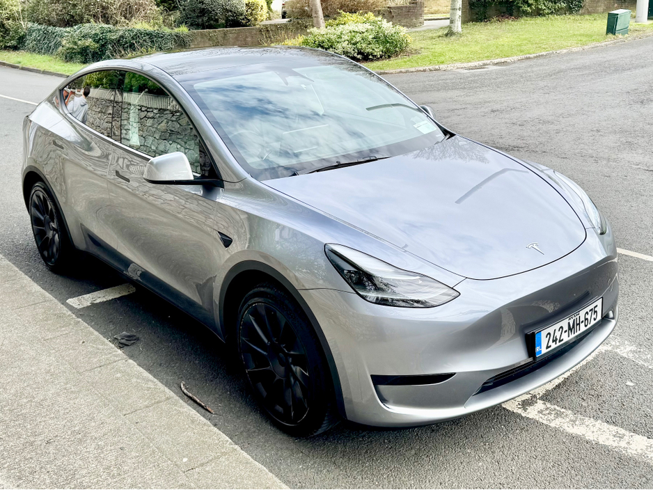 2024 Tesla Model Y - image 10