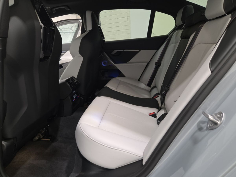 2026 BMW M5 M5 Saloon €150,221