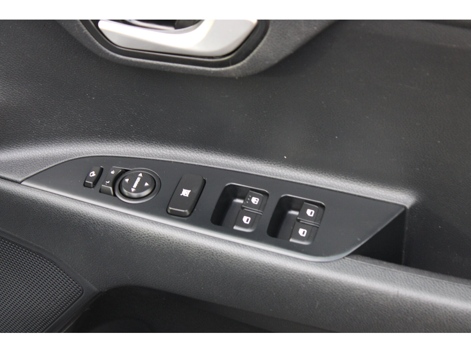 2019 Kia Stonic - image 14