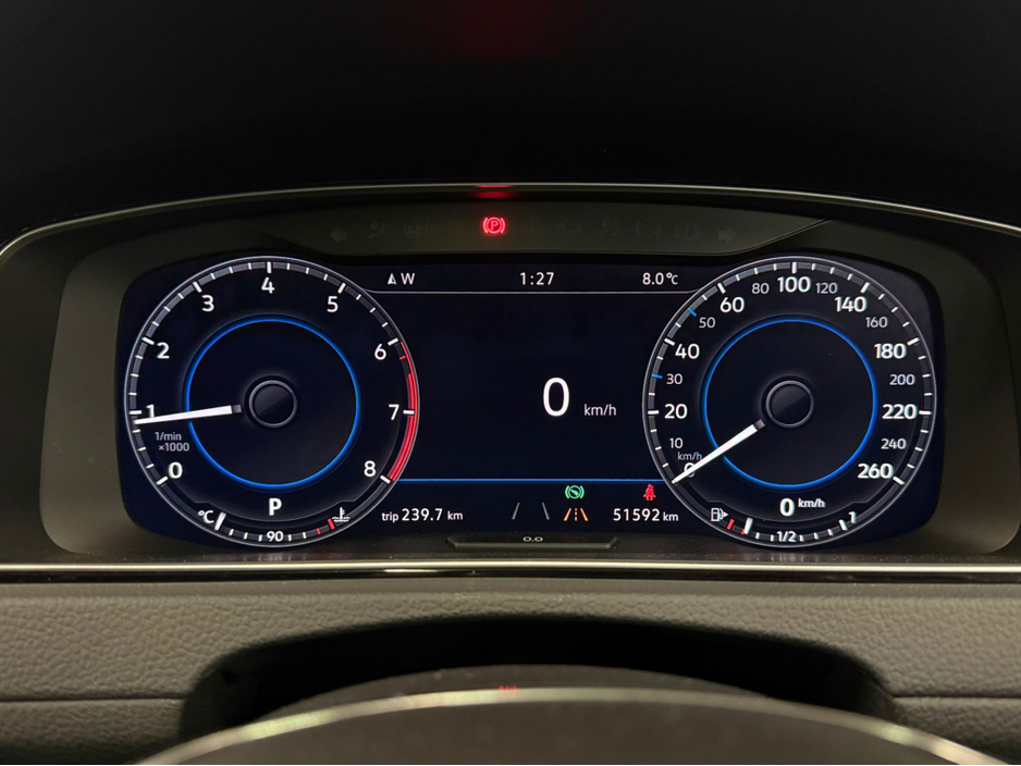 2018 Volkswagen Golf - image 21