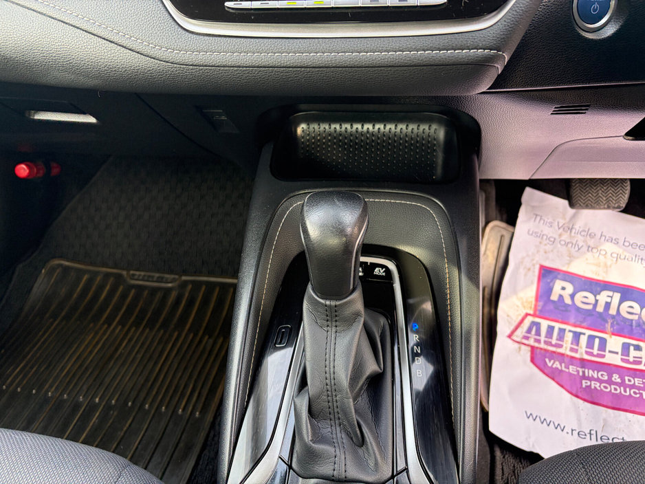 2020 Toyota Corolla - image 7