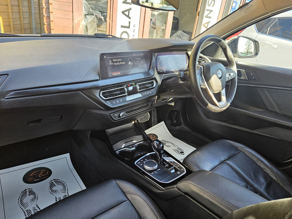 2020 BMW 1 Series - image 19