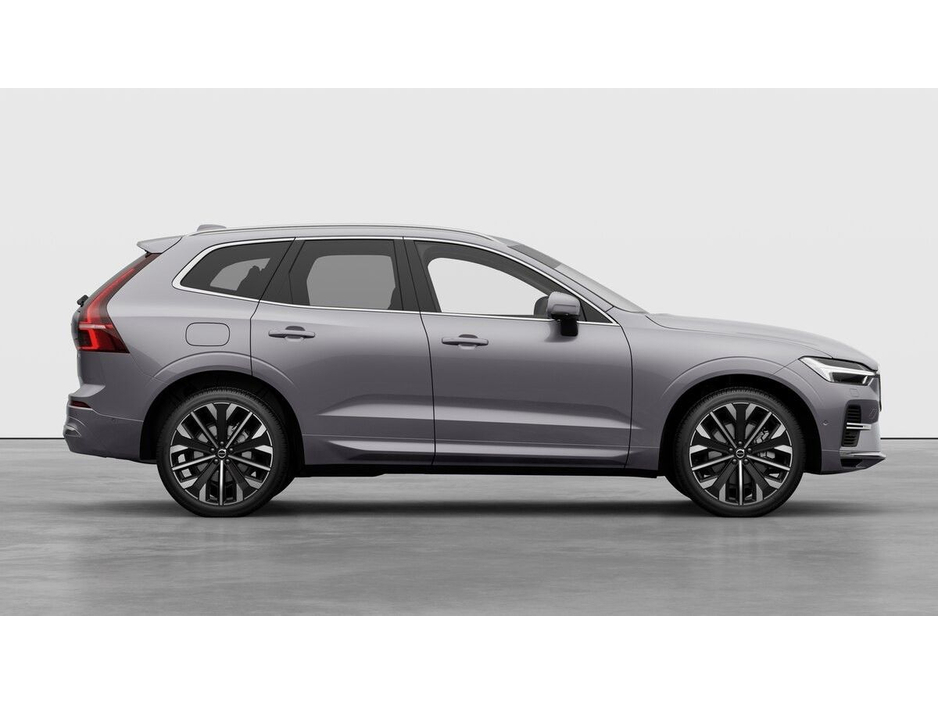 2026 Volvo XC60 - image 4