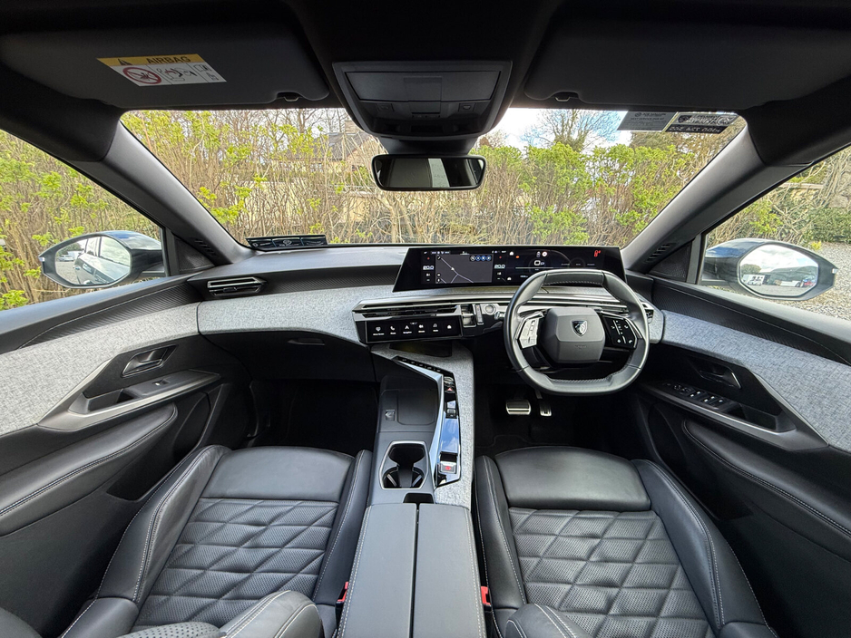 2025 Peugeot 3008 - image 21