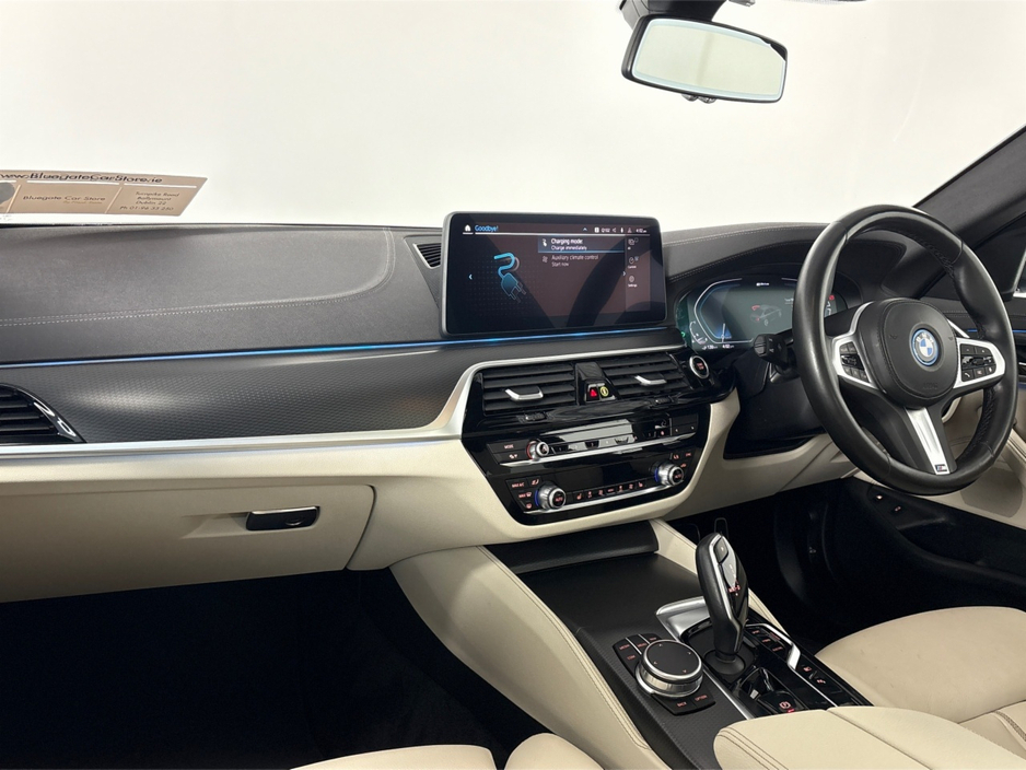 2022 BMW 5 Series 530E HYBRID M SPORT NEW NCT**19"MATTE BLACK ALLOYS**PANORAMIC SUNROOF**FRONT HEATED ELECTRIC SEATS**AMBIENT LIGHTING**APPLE CARPLAY**REVERSE CAMERA**PARKING SENSORS**DRIVE MODES**FINANCE AVAILABLE** €37,995