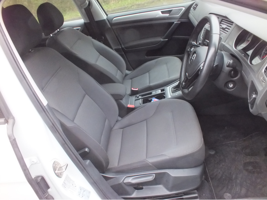 2015 Volkswagen Golf 1.2  TSI Auto €13,500