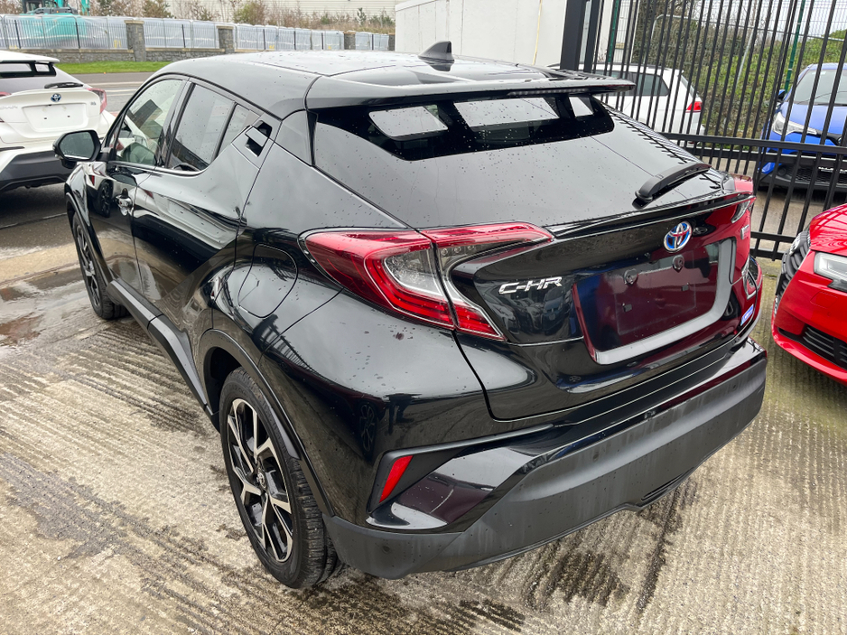 2019 Toyota C-HR - image 6