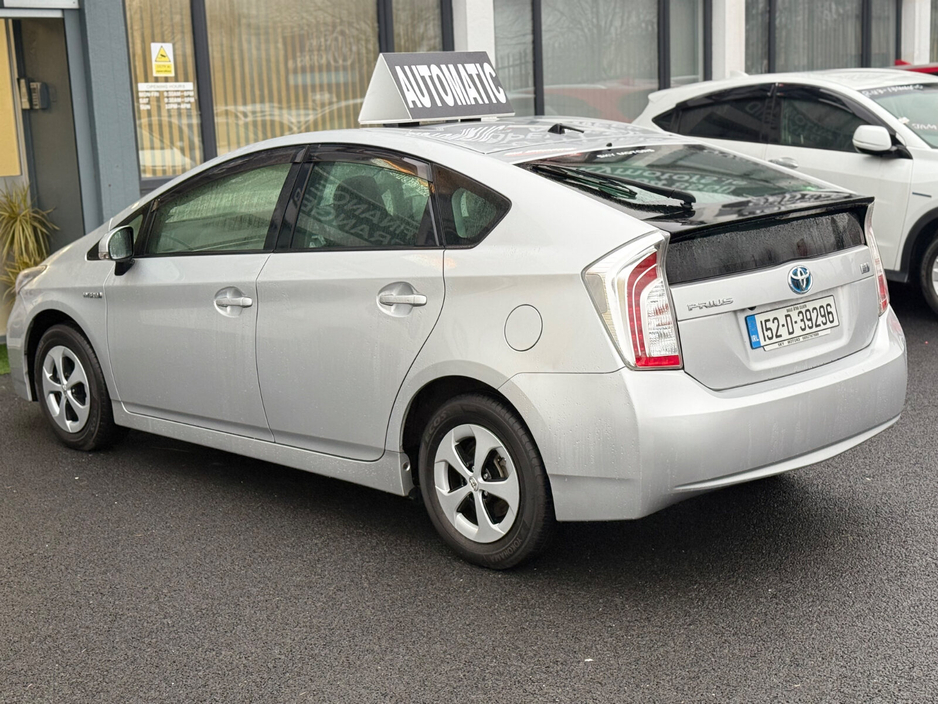 2015 Toyota Prius 1.8 Hybrid €11,990