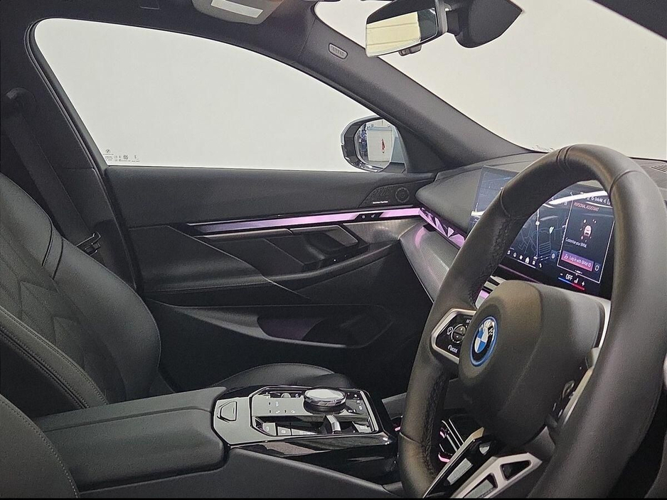 2025 BMW 5 Series 530e M Sport Touring €67,950