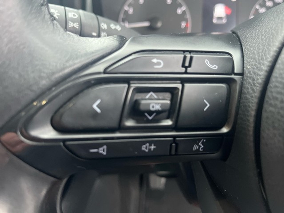 2024 Toyota Yaris 1.5 LUNA €23,950