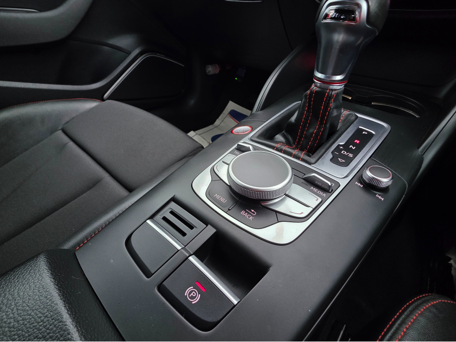 2016 Audi S3 - image 22