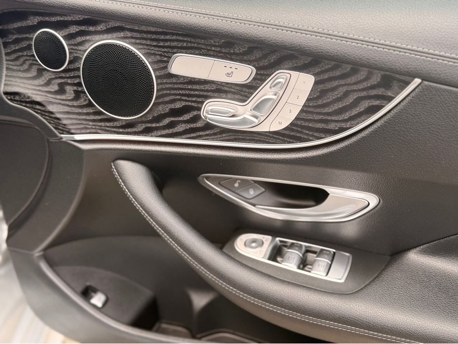 2021 Mercedes-Benz E Class - image 13