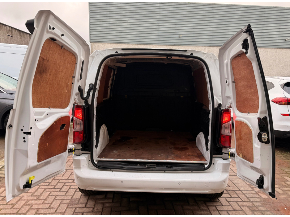 2020 Peugeot Partner PROFESSIONAL PLUS €11,341