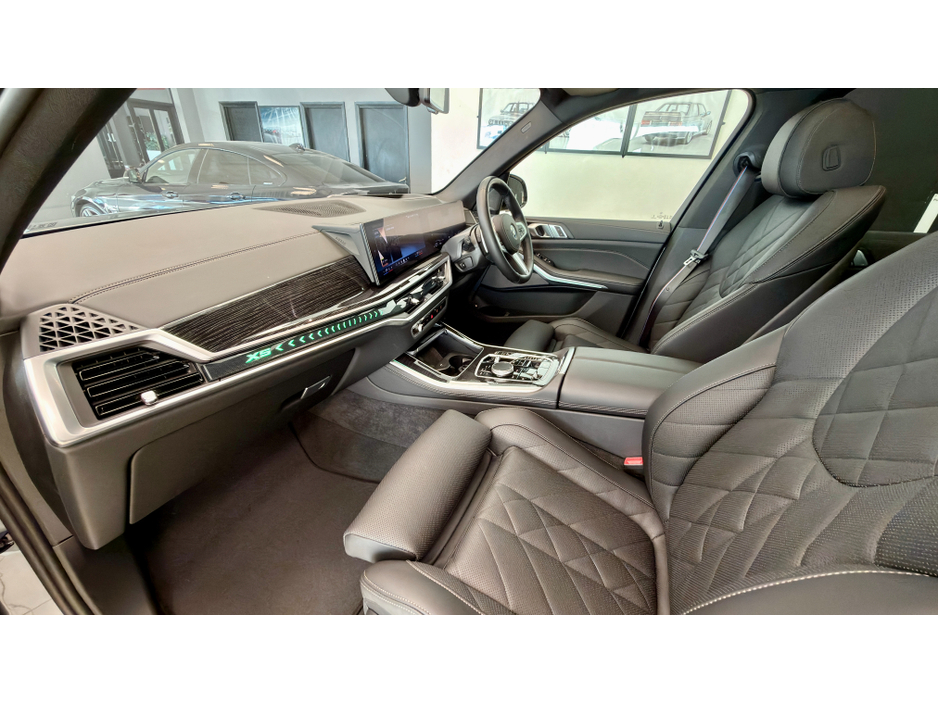 2024 BMW X5 - image 16