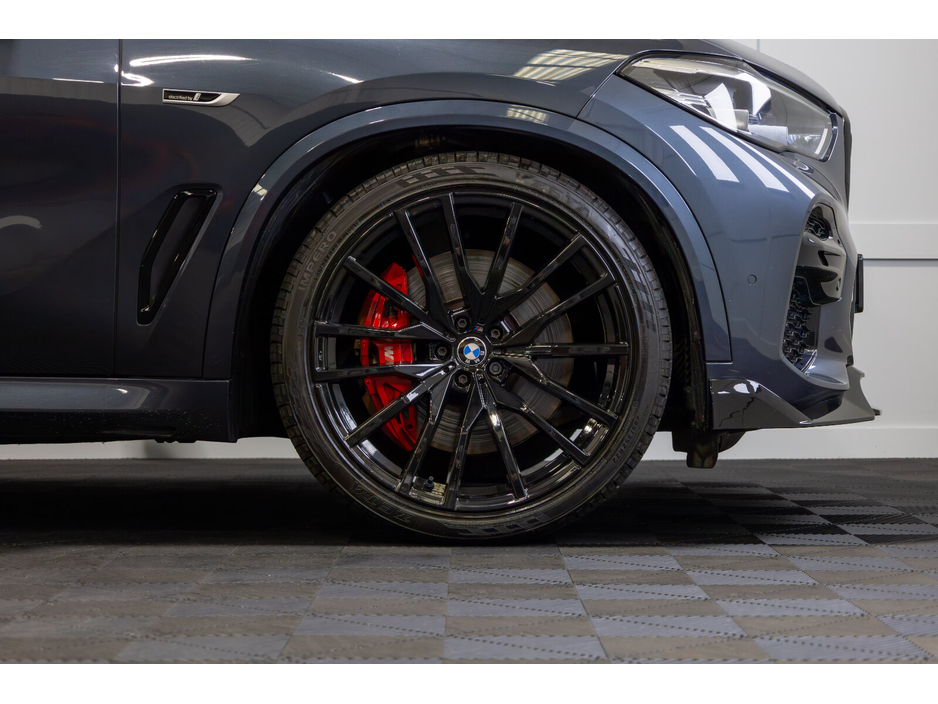 2022 BMW X5 xDrive45e M Sport €56,950