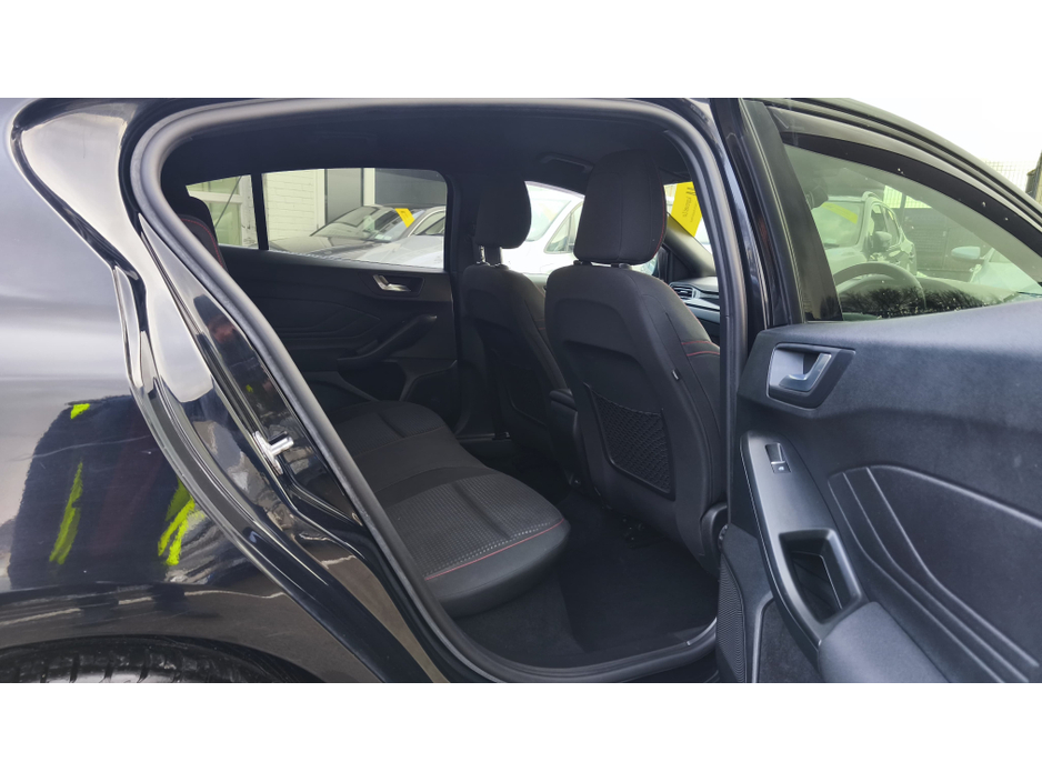 2020 Ford Focus ST-LINE Automatic 1 Year Warranty AA Aprroved €17,450