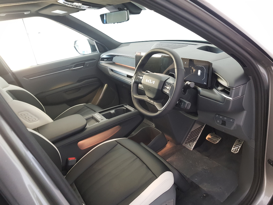 2026 Kia EV9 - image 11