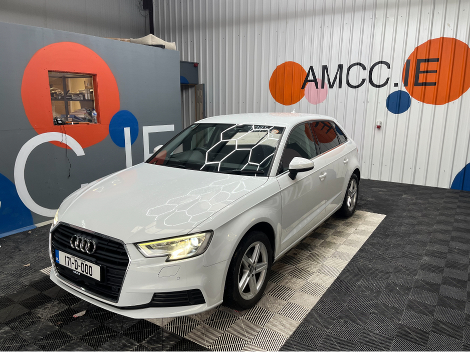 2017 Audi A3 2017 AUDI A3 TFSI SPORTBACK 1.4 AUTOMATIC / CRUISE CONTROL / REVERSE CAMERA AND MORE