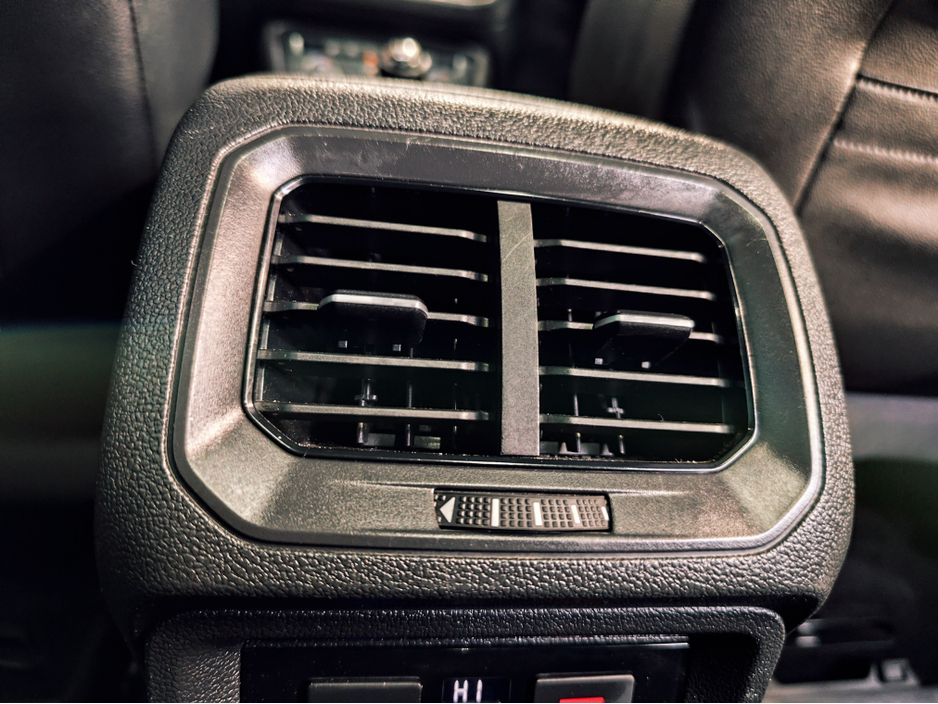 2018 Volkswagen Tiguan 2.0 TDI R-LINE 4MOTION €28,750