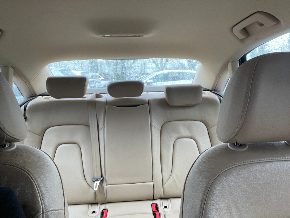 2014 Audi A4 - image 9