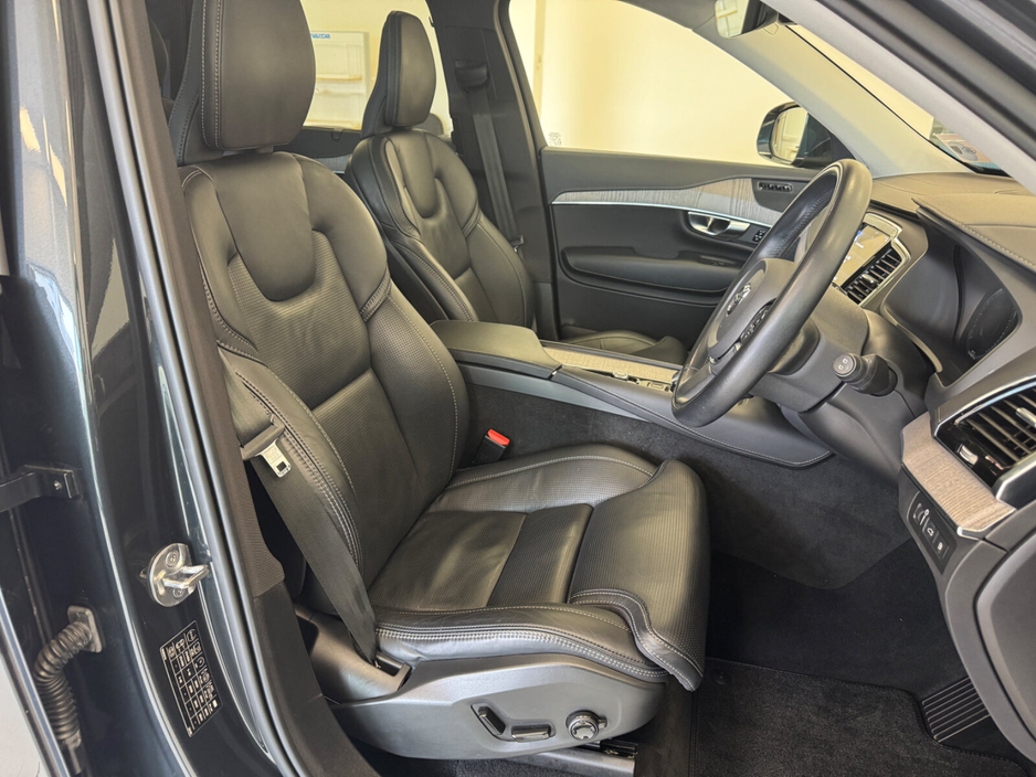 2022 Volvo XC90 PHEV T8 (390hp) Inscription AWD €57,950