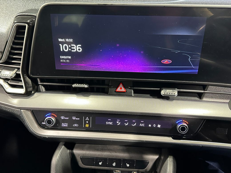 2022 Kia Sportage - image 17